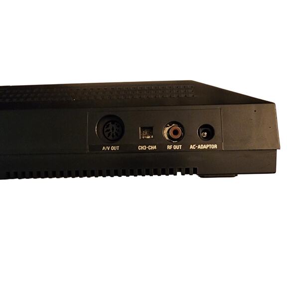 Sega Master System - Original Launch Edition Console - Picture 3 of 10